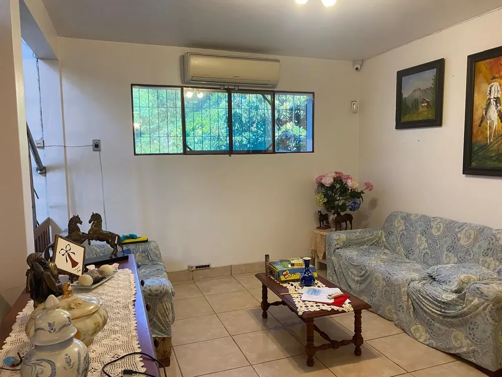Casa, 3 quartos, 244 m² - Foto 3