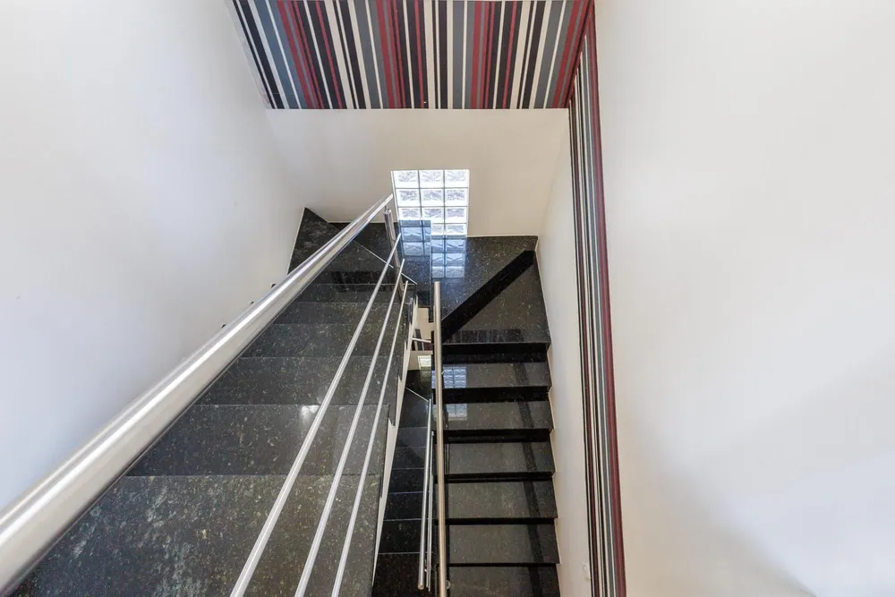 Casa, 4 quartos, 227 m² - Foto 4
