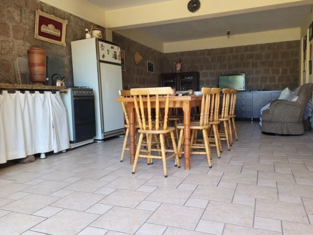 Casa, 3 quartos, 286 m² - Foto 1