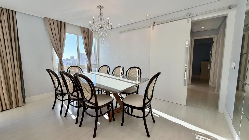 Apartamento, 3 quartos, 135 m² - Foto 2