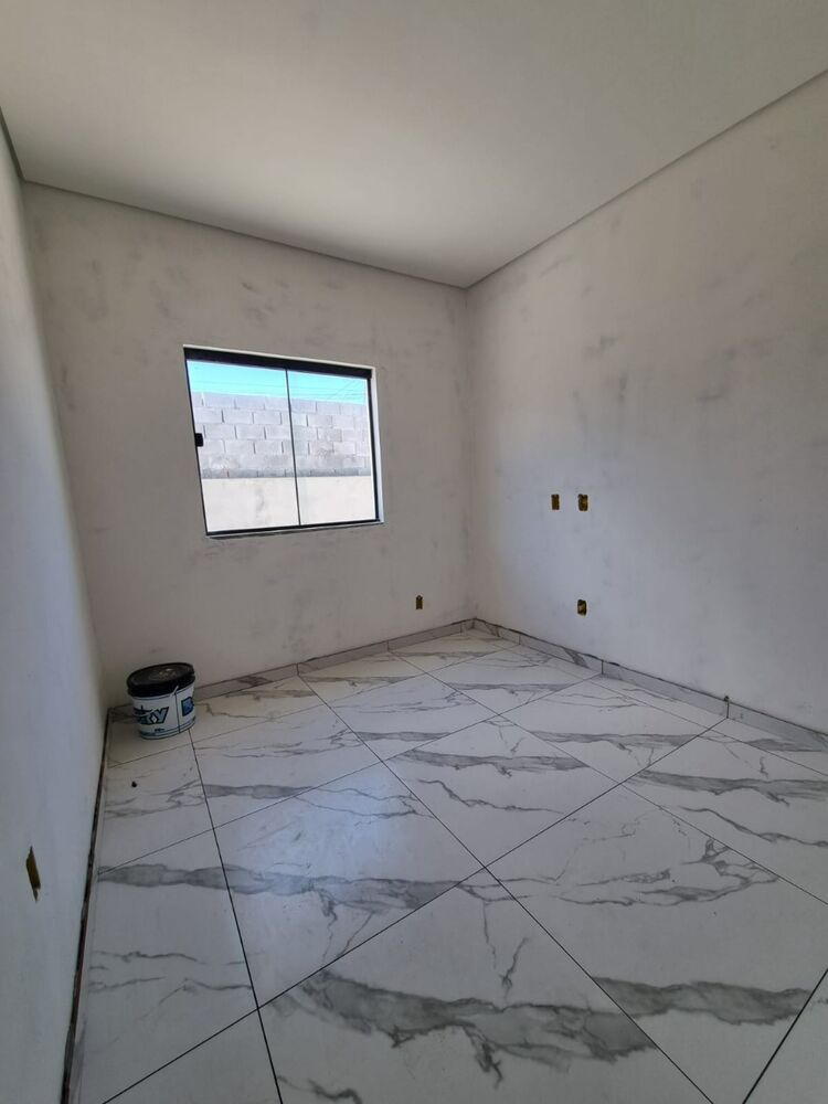 Casa à venda com 3 quartos, 88m² - Foto 3