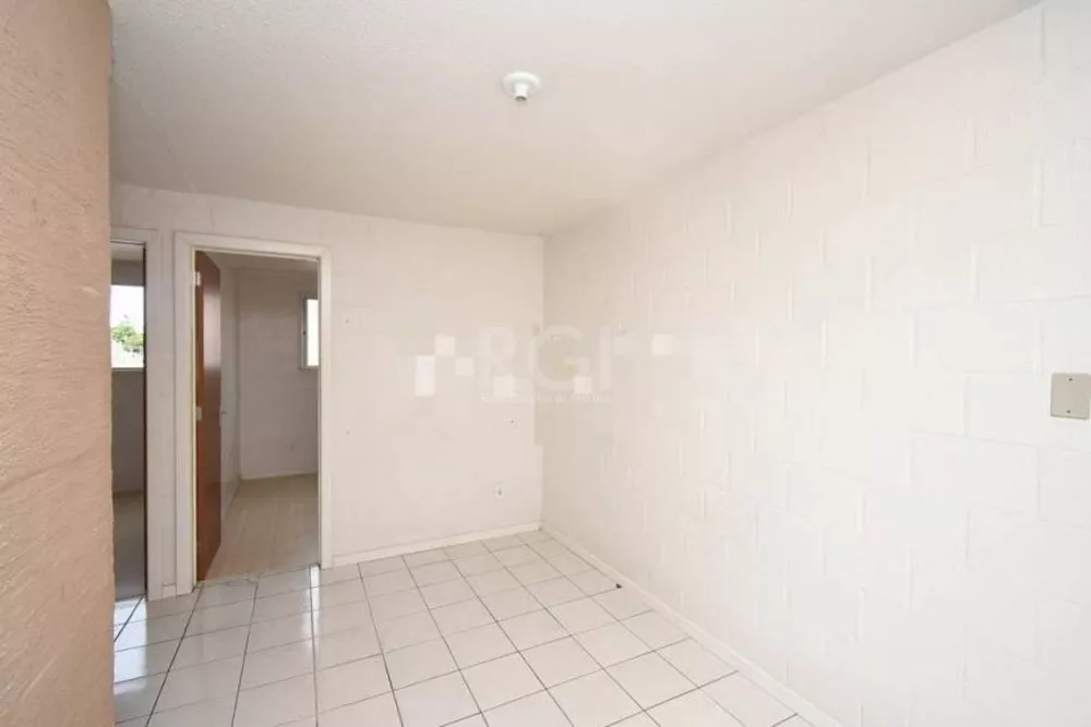 Apartamento à venda com 2 quartos, 44m² - Foto 2