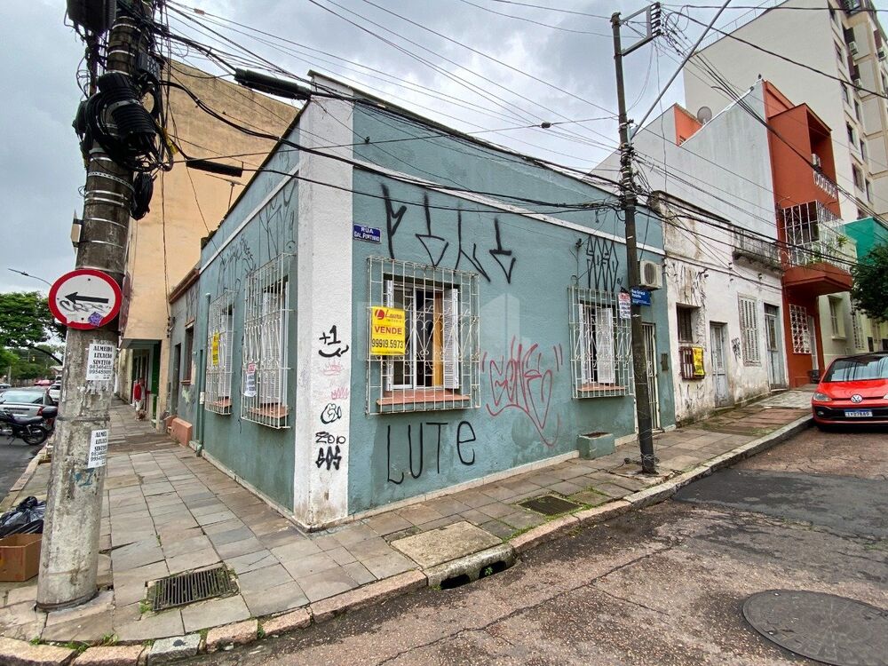 Casa à venda com 2 quartos, 65m² - Foto 1