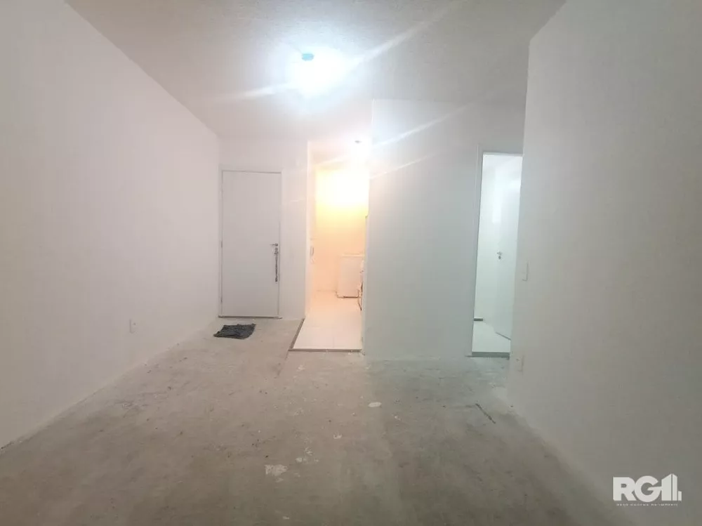 Apartamento à venda com 2 quartos, 42m² - Foto 4