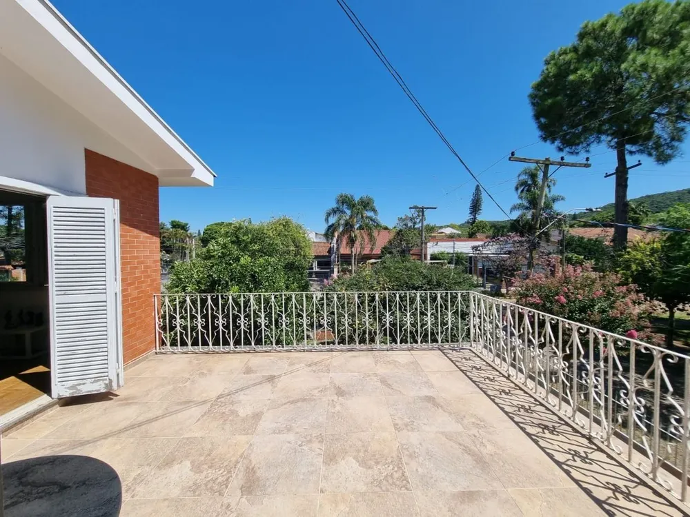 Casa, 5 quartos, 335 m² - Foto 4