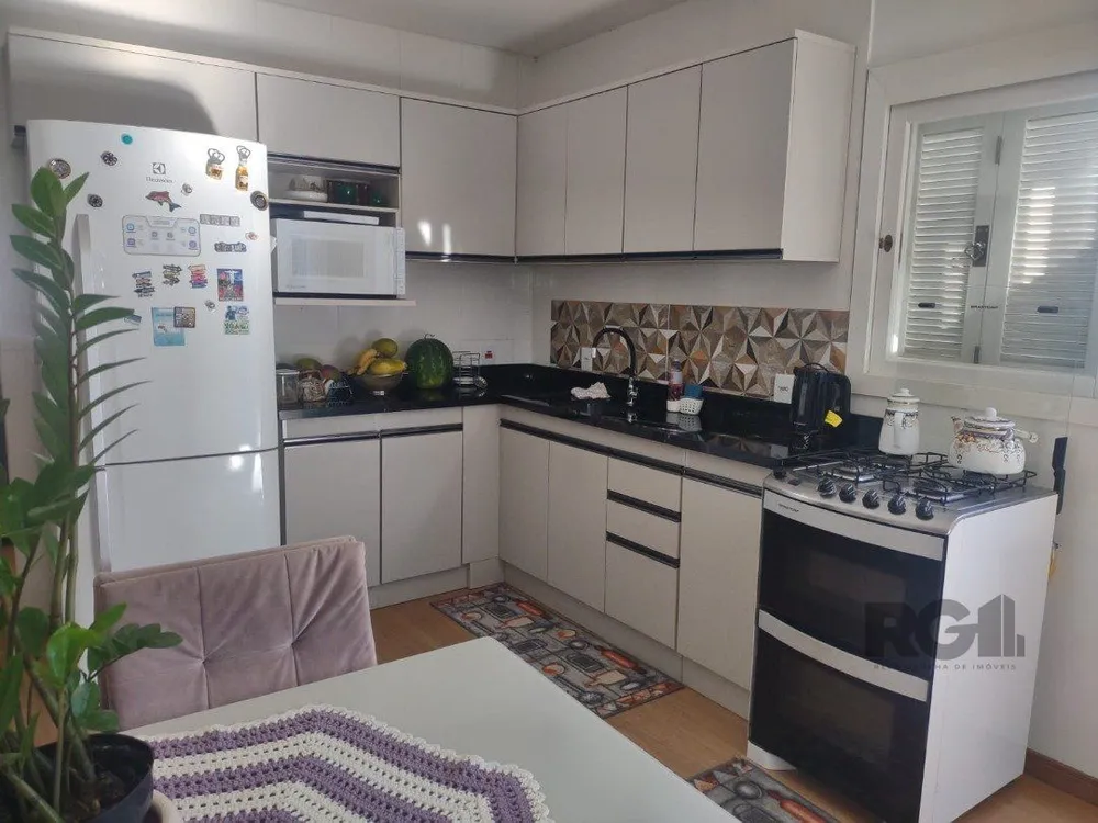 Casa, 4 quartos, 251 m² - Foto 1