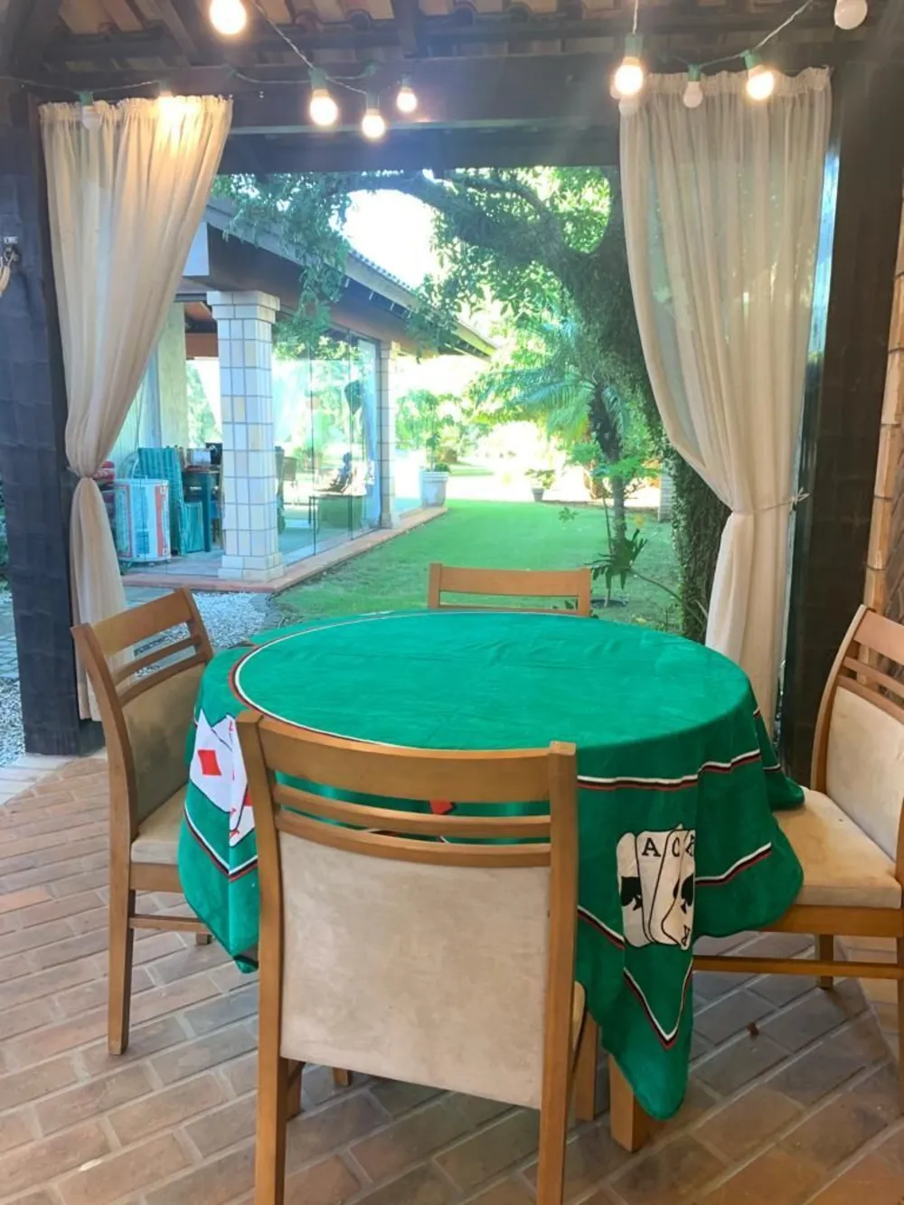Casa, 3 quartos, 205 m² - Foto 1