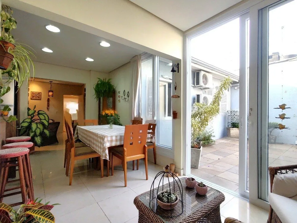 Casa, 4 quartos, 219 m² - Foto 5