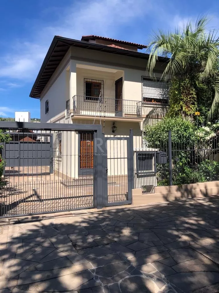 Casa à venda com 4 quartos, 224m² - Foto 3