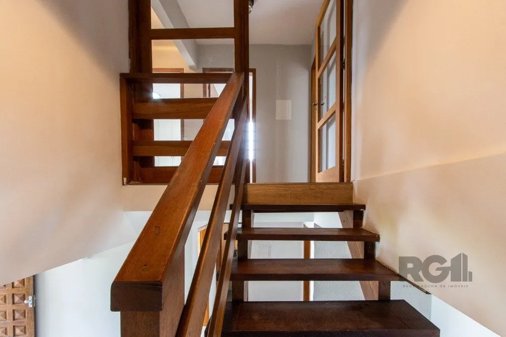 Casa, 4 quartos, 257 m² - Foto 1