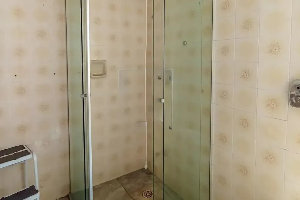 Casa, 7 quartos, 301 m² - Foto 2
