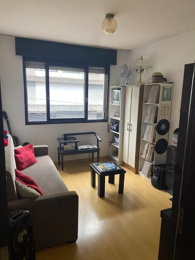 Apartamento à venda com 2 quartos, 64m² - Foto 1