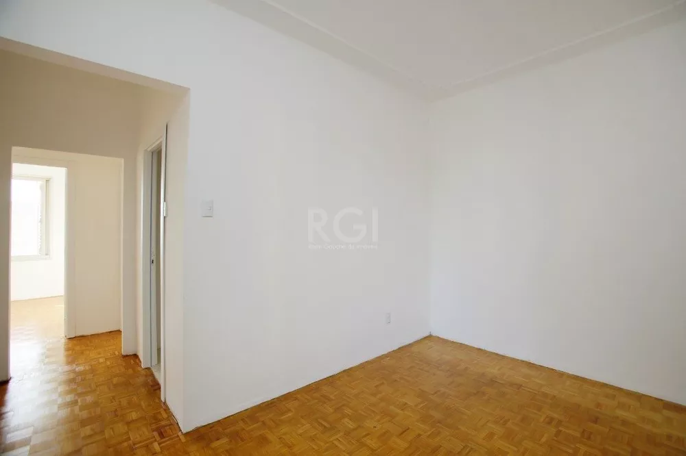 Apartamento à venda com 3 quartos, 74m² - Foto 2