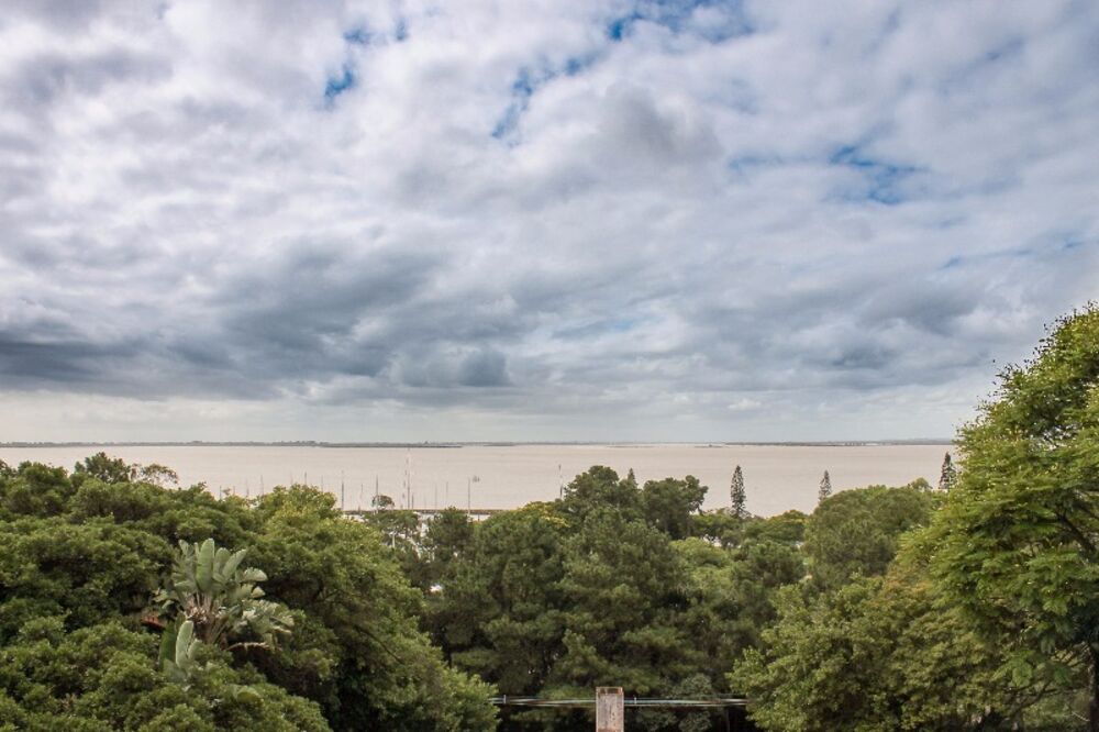 Casa de Condomínio à venda com 4 quartos, 348m² - Foto 4
