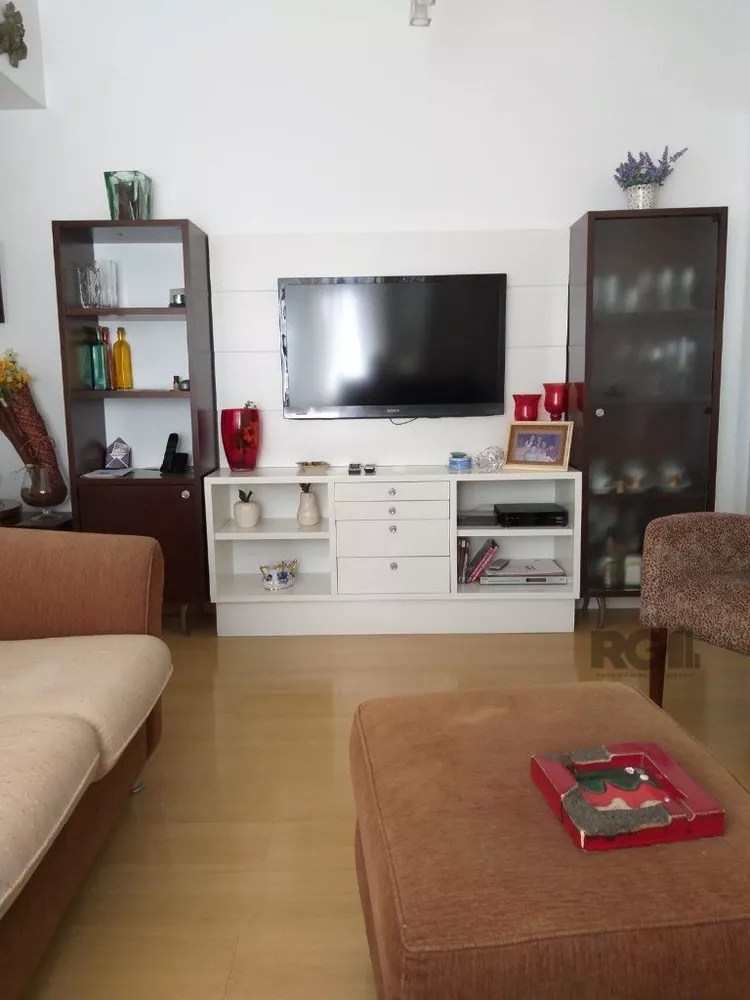 Apartamento à venda com 2 quartos, 77m² - Foto 1