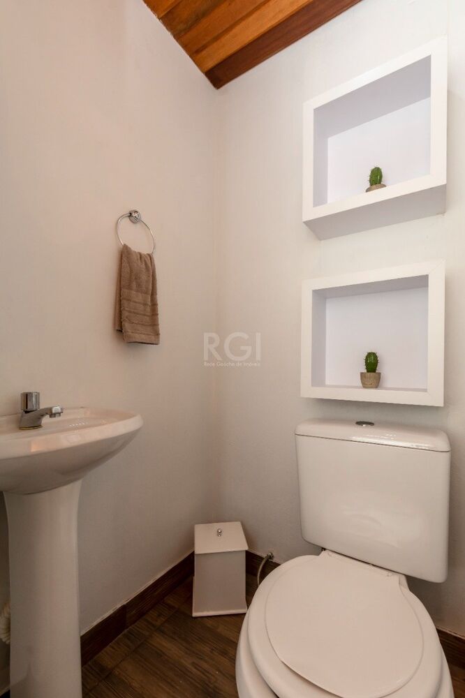 Casa à venda com 2 quartos, 135m² - Foto 3