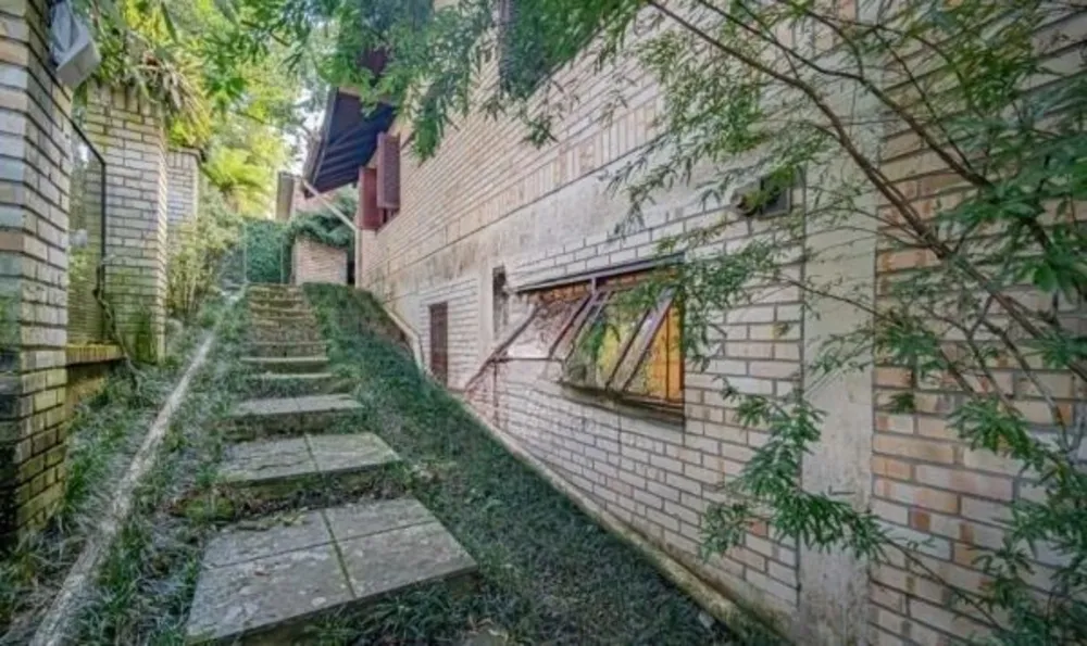 Casa, 4 quartos, 265 m² - Foto 1