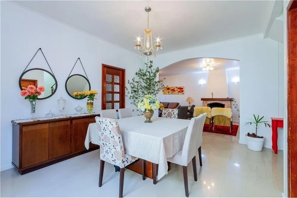 Casa, 2 quartos, 165 m² - Foto 1