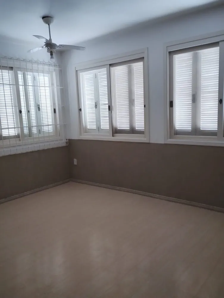 Casa, 3 quartos, 271 m² - Foto 4