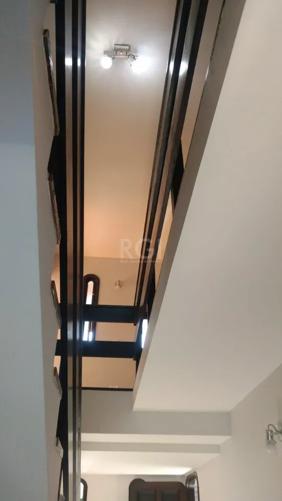 Casa à venda com 4 quartos, 203m² - Foto 7