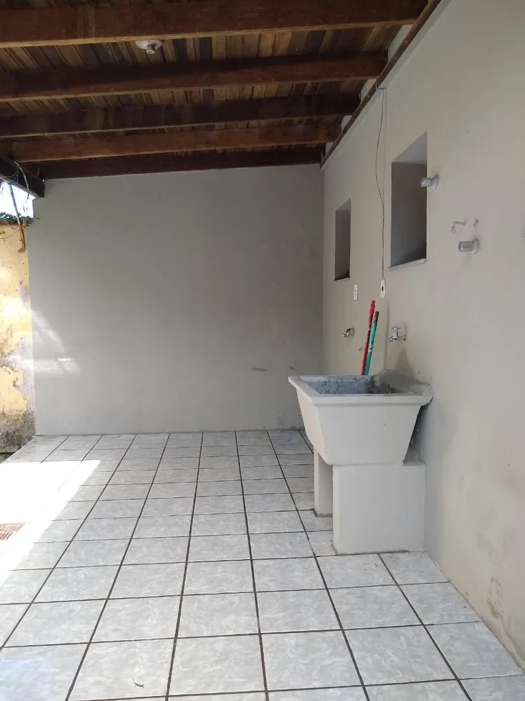 Casa, 2 quartos, 330 m² - Foto 1