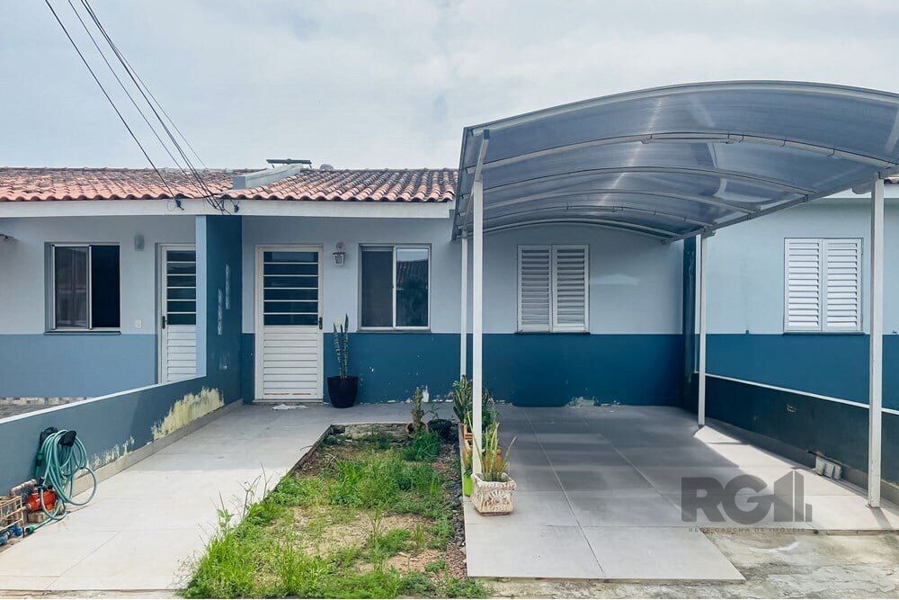 Casa de Condomínio à venda com 2 quartos, 50m² - Foto 1