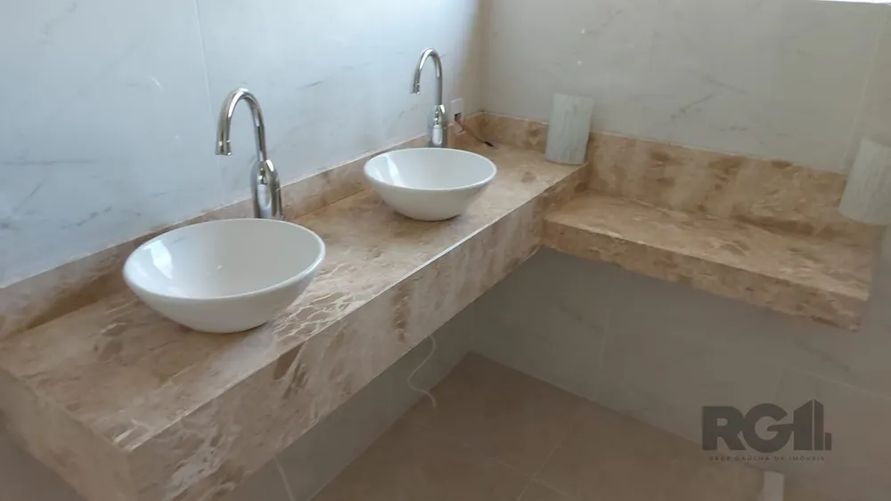 Casa, 3 quartos, 209 m² - Foto 2