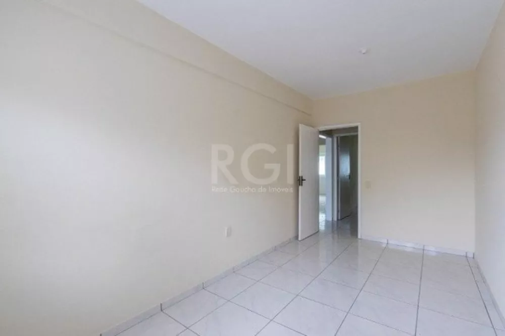 Casa à venda com 5 quartos, 179m² - Foto 4