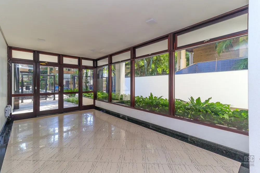 Apartamento, 3 quartos, 138 m² - Foto 2