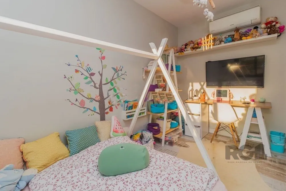 Casa, 4 quartos, 1279 m² - Foto 1
