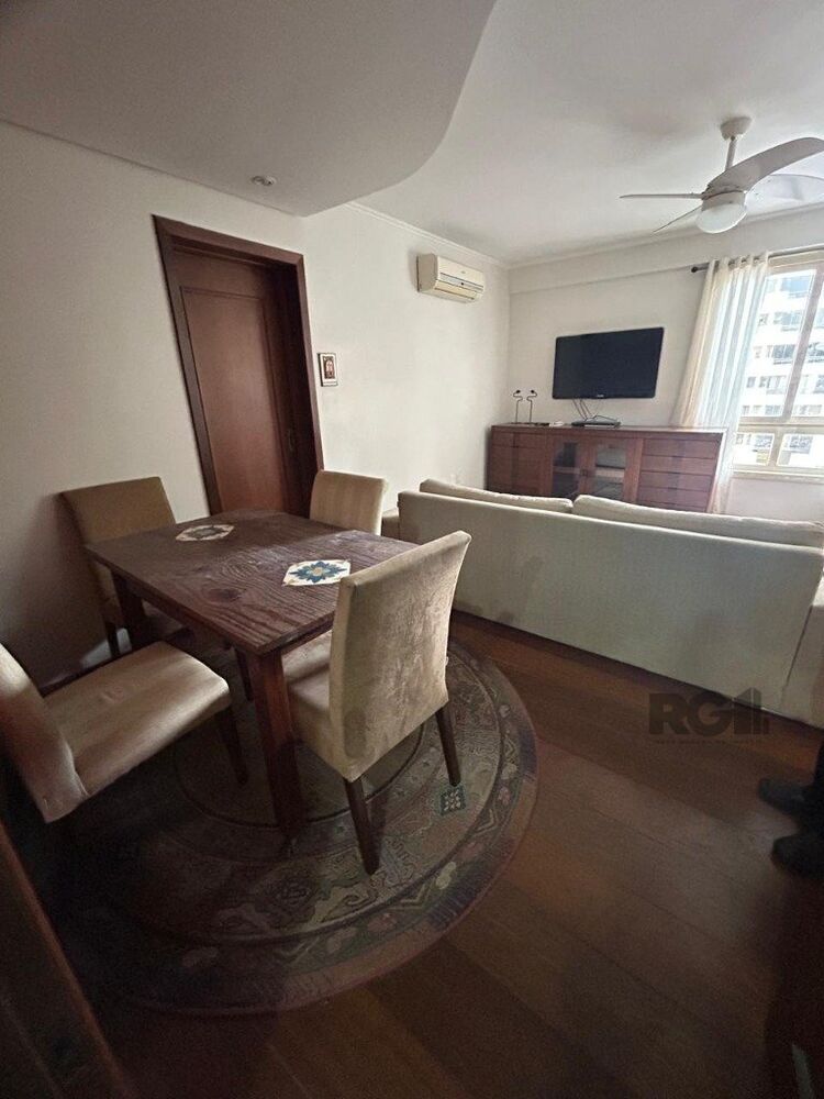 Apartamento à venda com 2 quartos, 74m² - Foto 2