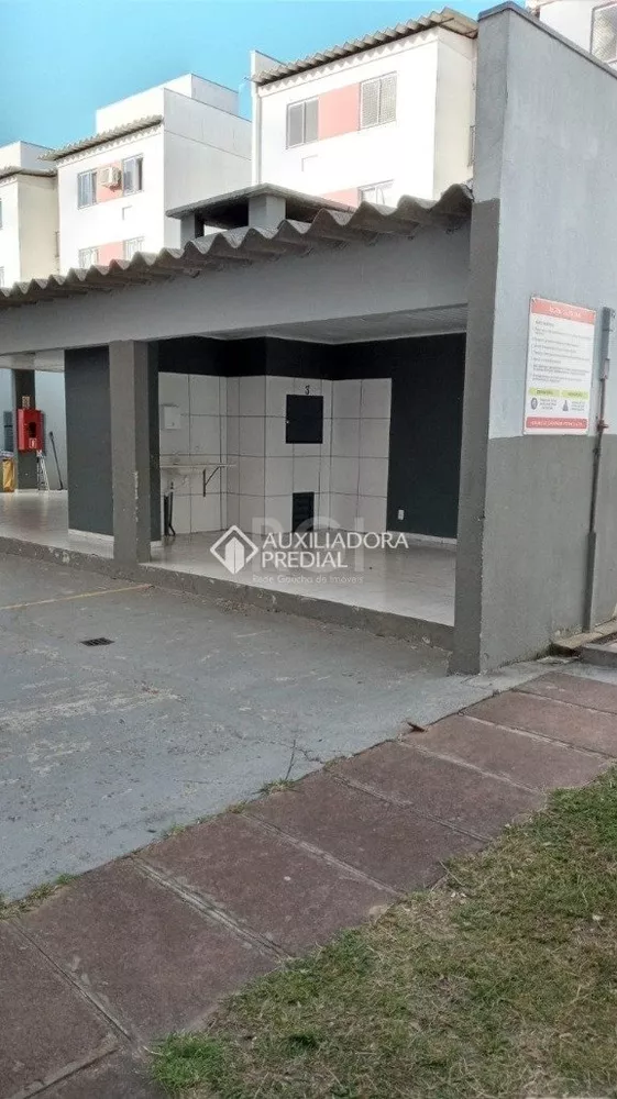 Apartamento à venda com 2 quartos, 45m² - Foto 2