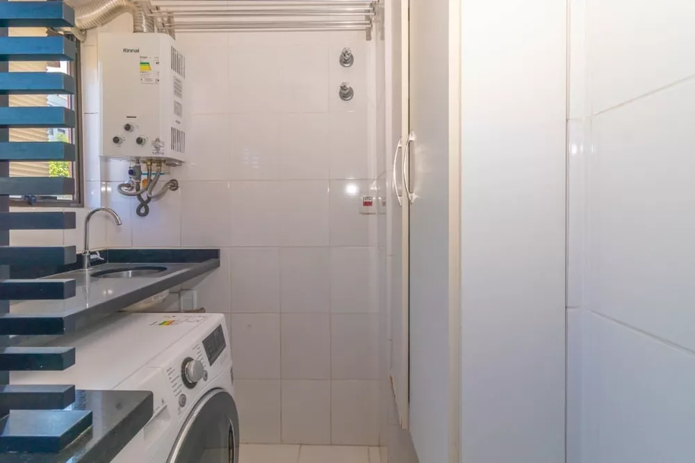 Apartamento à venda com 2 quartos, 80m² - Foto 1