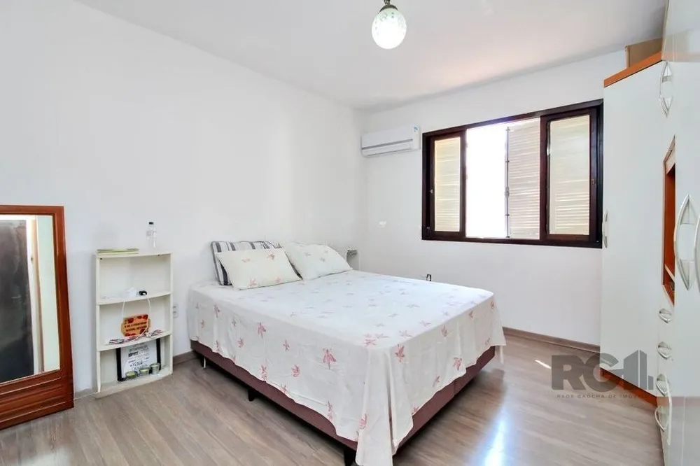 Casa, 4 quartos, 161 m² - Foto 1