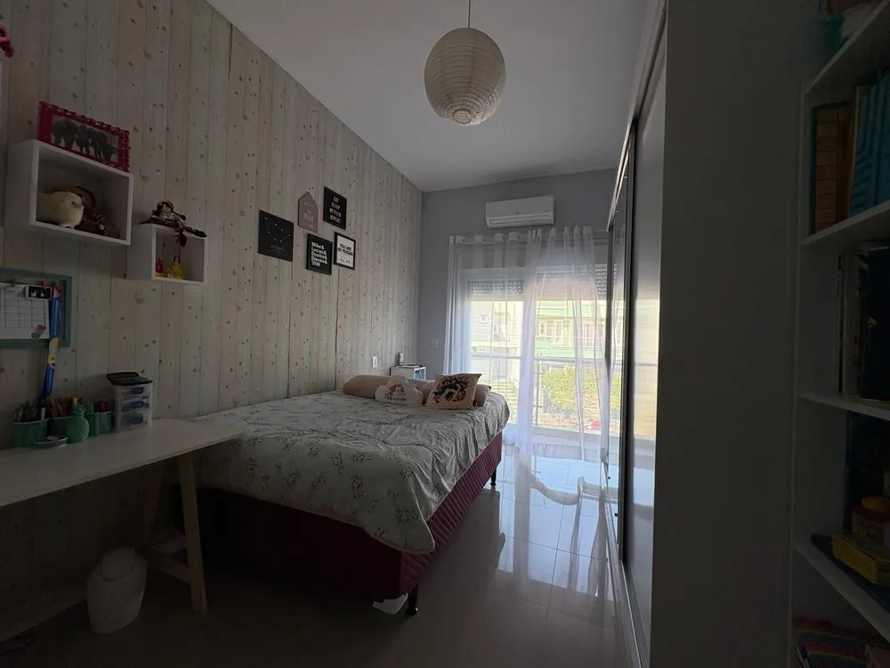 Casa, 3 quartos, 137 m² - Foto 1