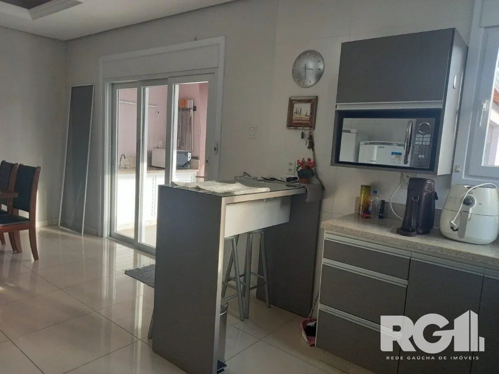 Casa, 3 quartos, 230 m² - Foto 2