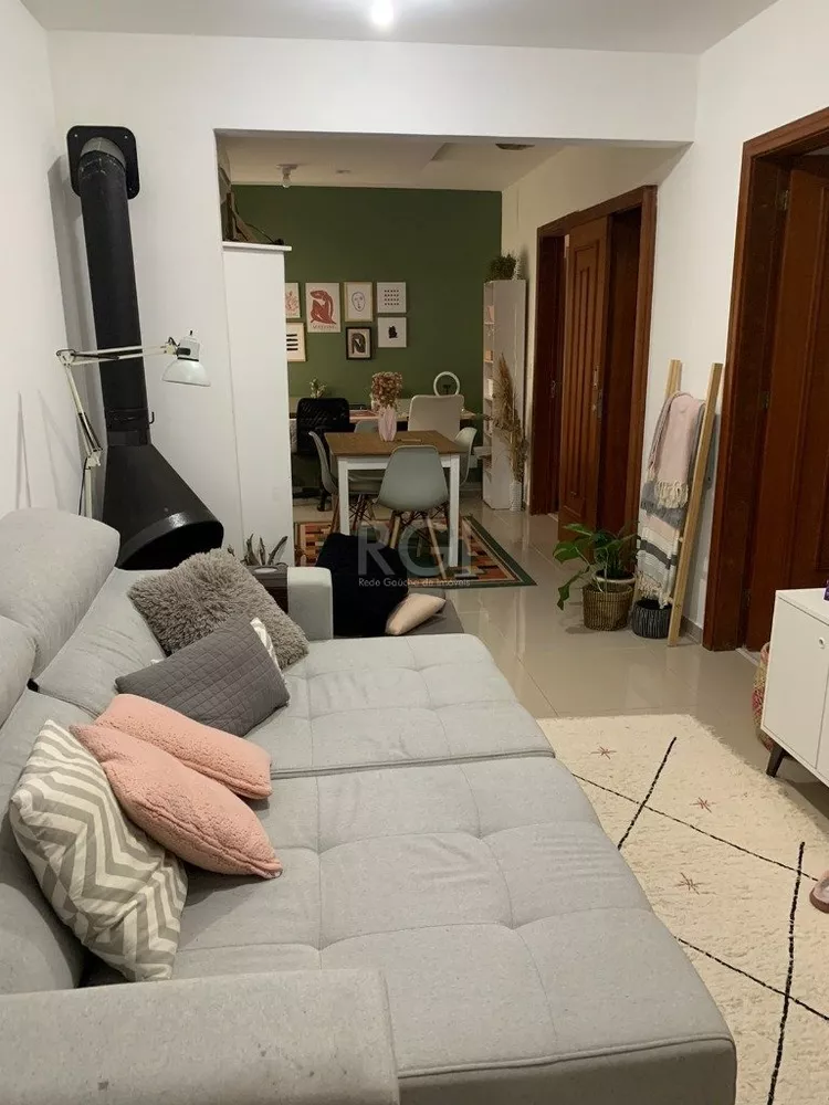 Apartamento à venda com 2 quartos, 77m² - Foto 1