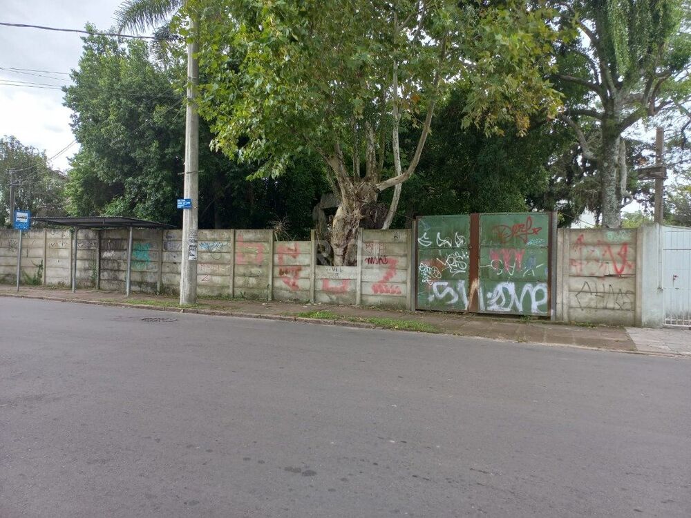 Terreno à venda, 2168m² - Foto 1