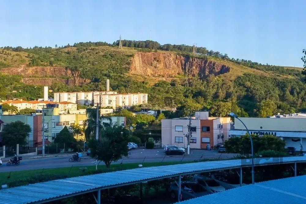 Casa, 3 quartos, 231 m² - Foto 1