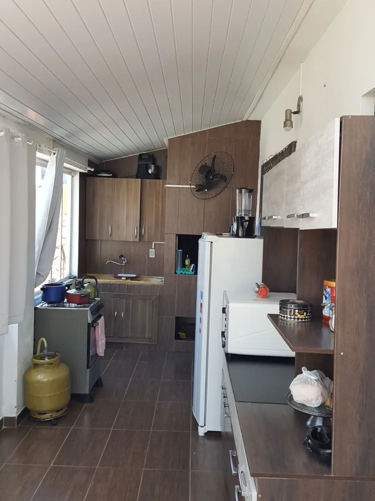 Casa, 4 quartos, 244 m² - Foto 2
