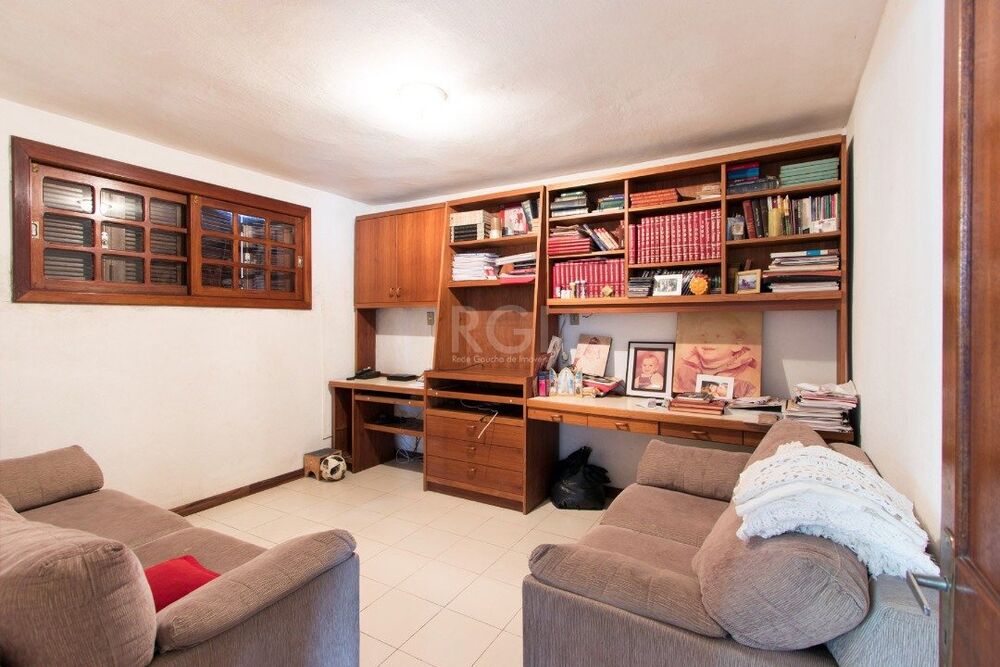 Casa à venda com 3 quartos, 337m² - Foto 7
