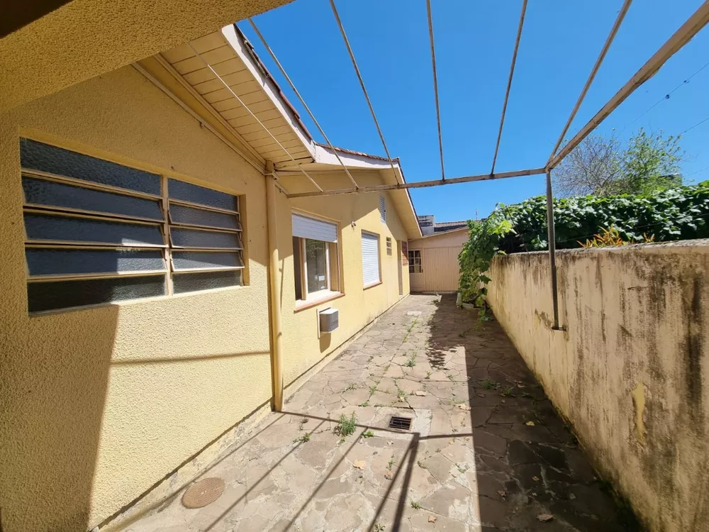 Casa à venda com 3 quartos, 179m² - Foto 3