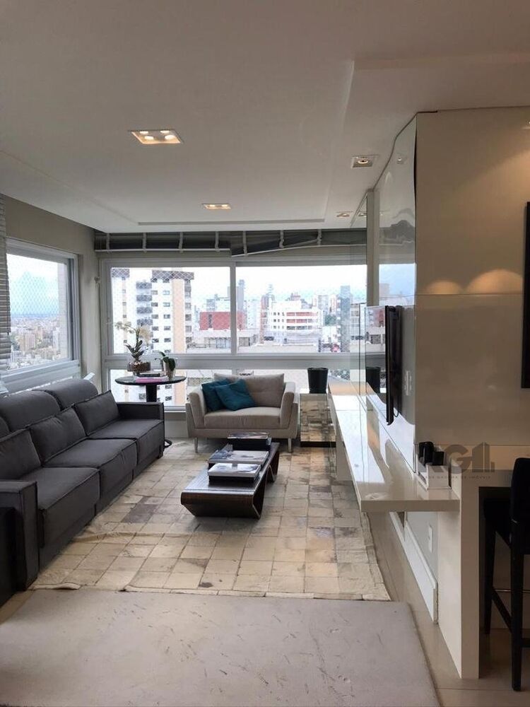 Apartamento à venda com 3 quartos, 123m² - Foto 2