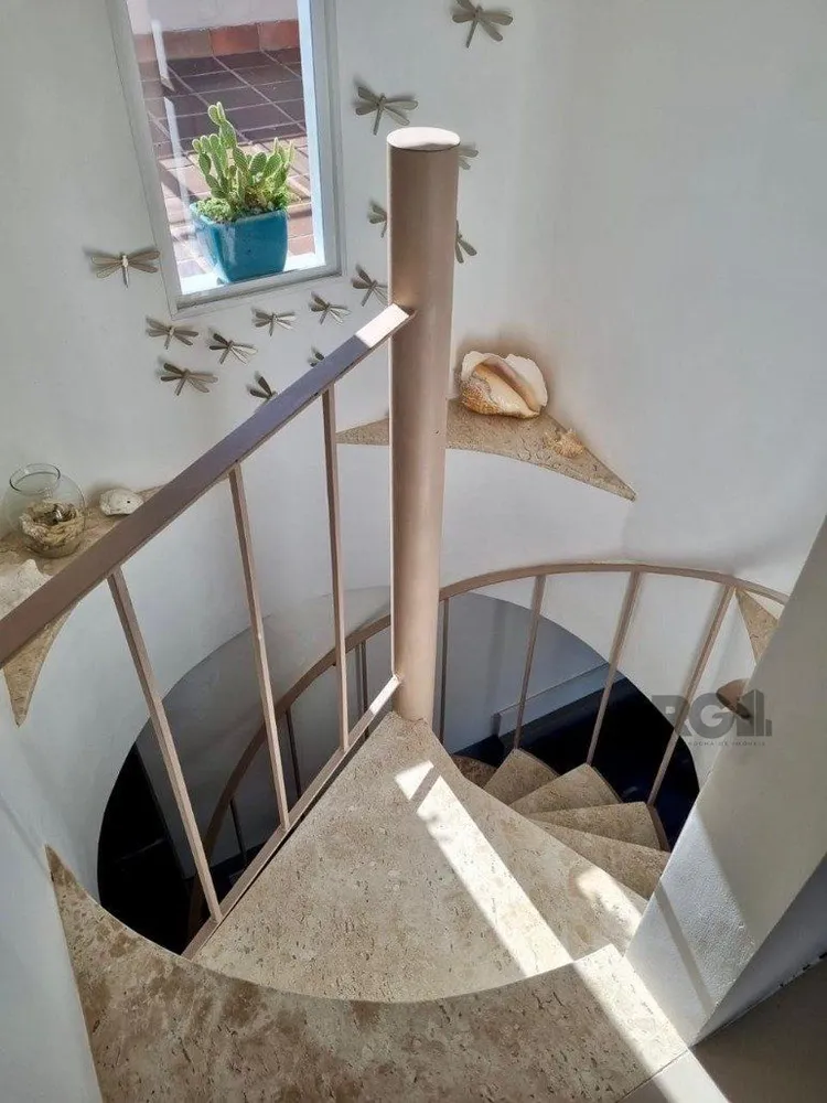 Casa, 4 quartos, 230 m² - Foto 2