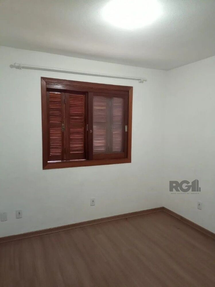 Casa de Condomínio à venda com 3 quartos, 136m² - Foto 1