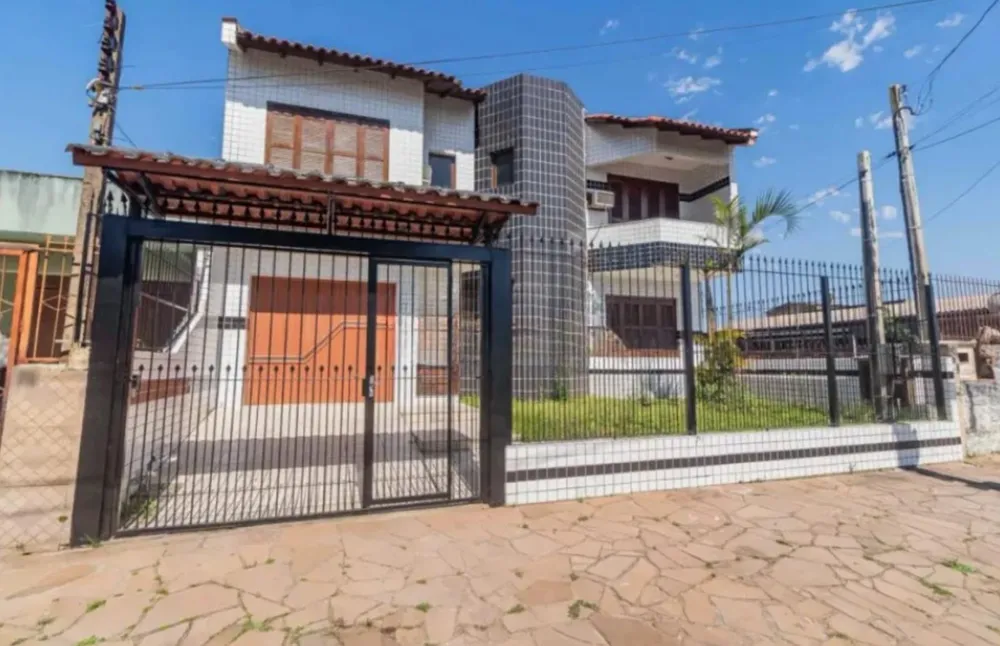 Casa, 3 quartos, 239 m² - Foto 1