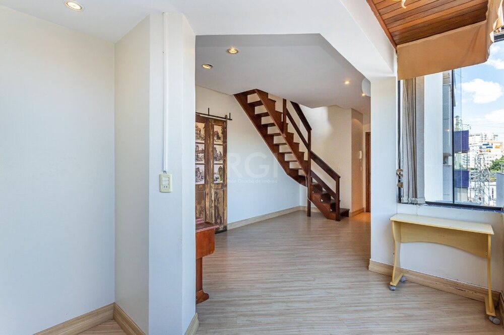 Cobertura à venda com 2 quartos, 136m² - Foto 1