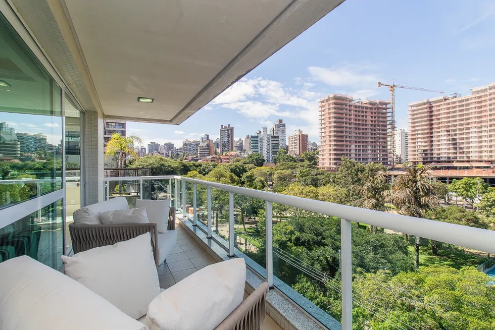 Apartamento, 3 quartos, 188 m² - Foto 1