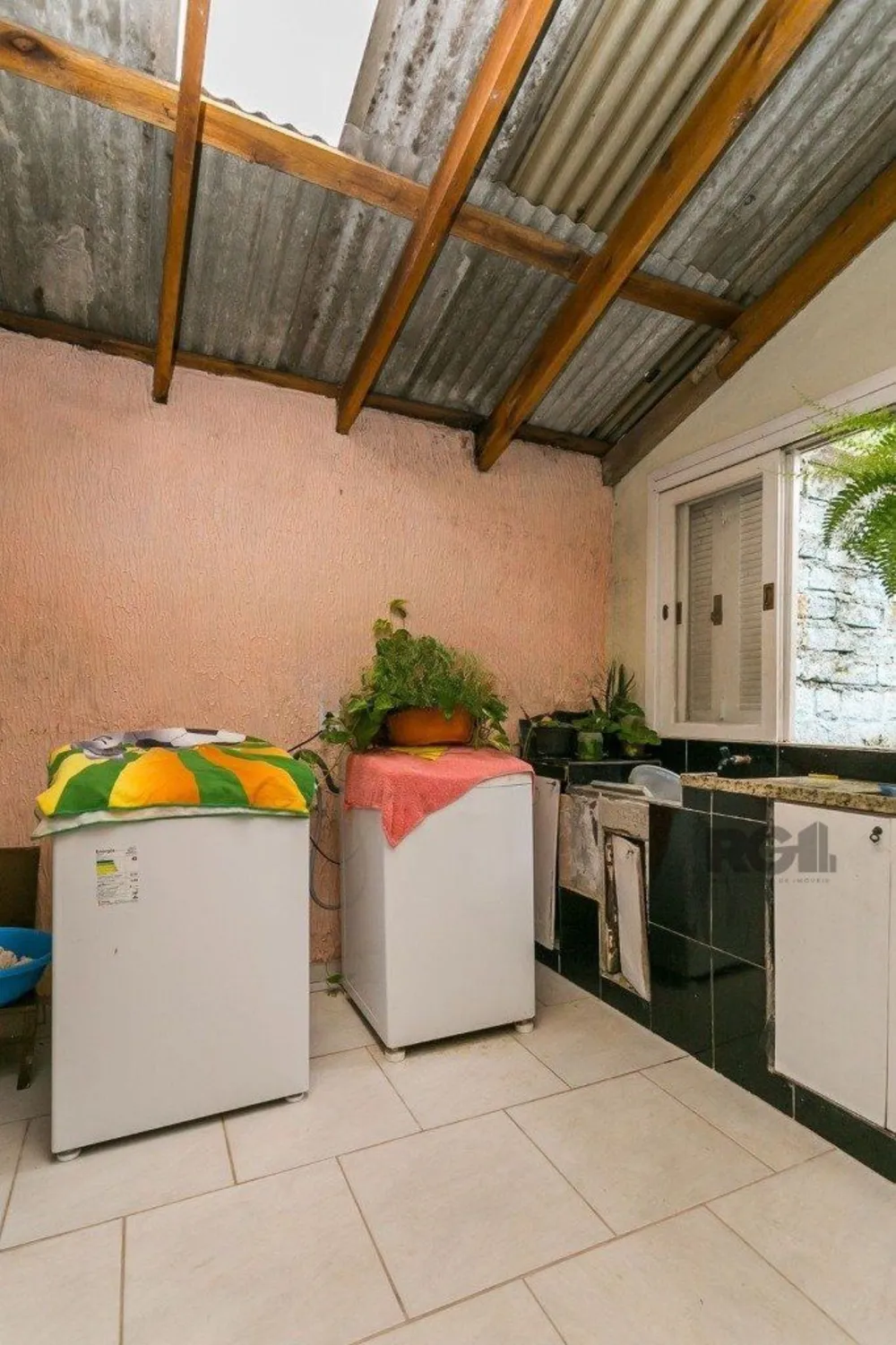 Casa, 2 quartos, 82 m² - Foto 1