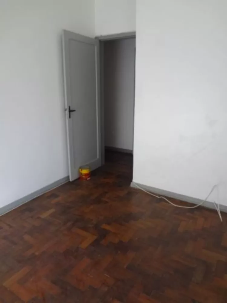 Apartamento à venda com 2 quartos, 42m² - Foto 3